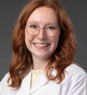 Sarah Bergholtz, MD, MPH Headshot