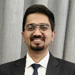 Vishal Manik, FRCR Headshot