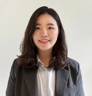Iris Kang, BS Headshot