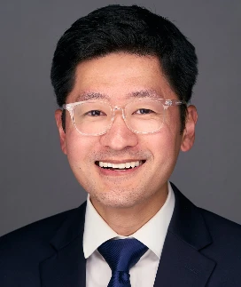 Steven Tau, PhD Headshot
