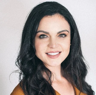 Juliana Runnels, MD Headshot